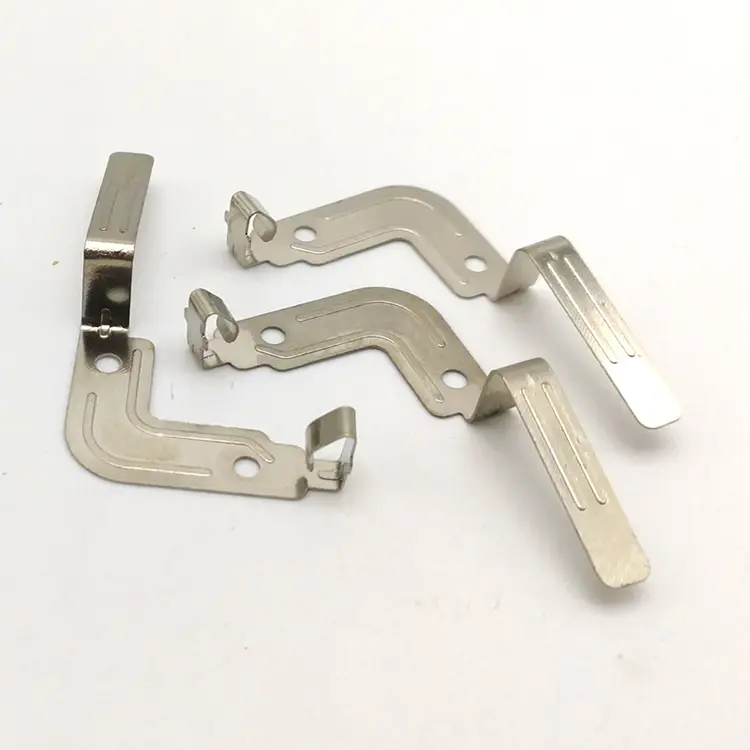 Precyzyjne stemplowanie metalowych części